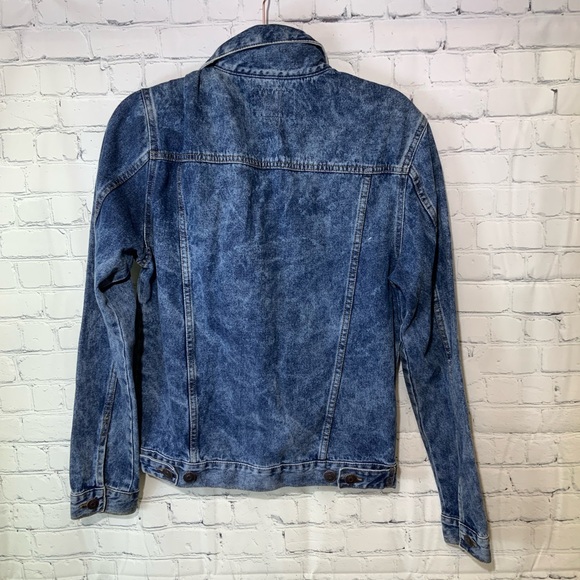 Adam Levine Acid Wash Jean Jacket Size Medium - Picture 5 of 5